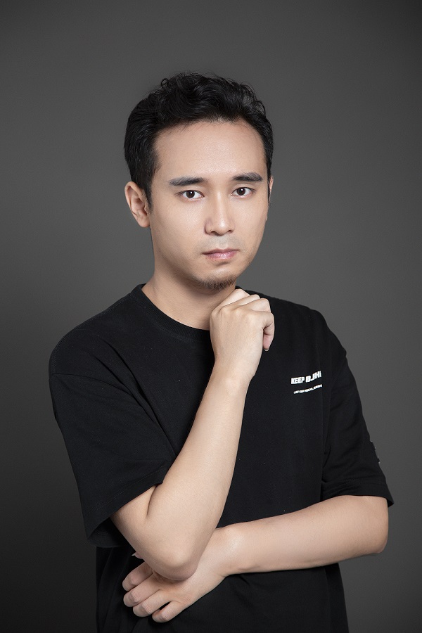 肖成